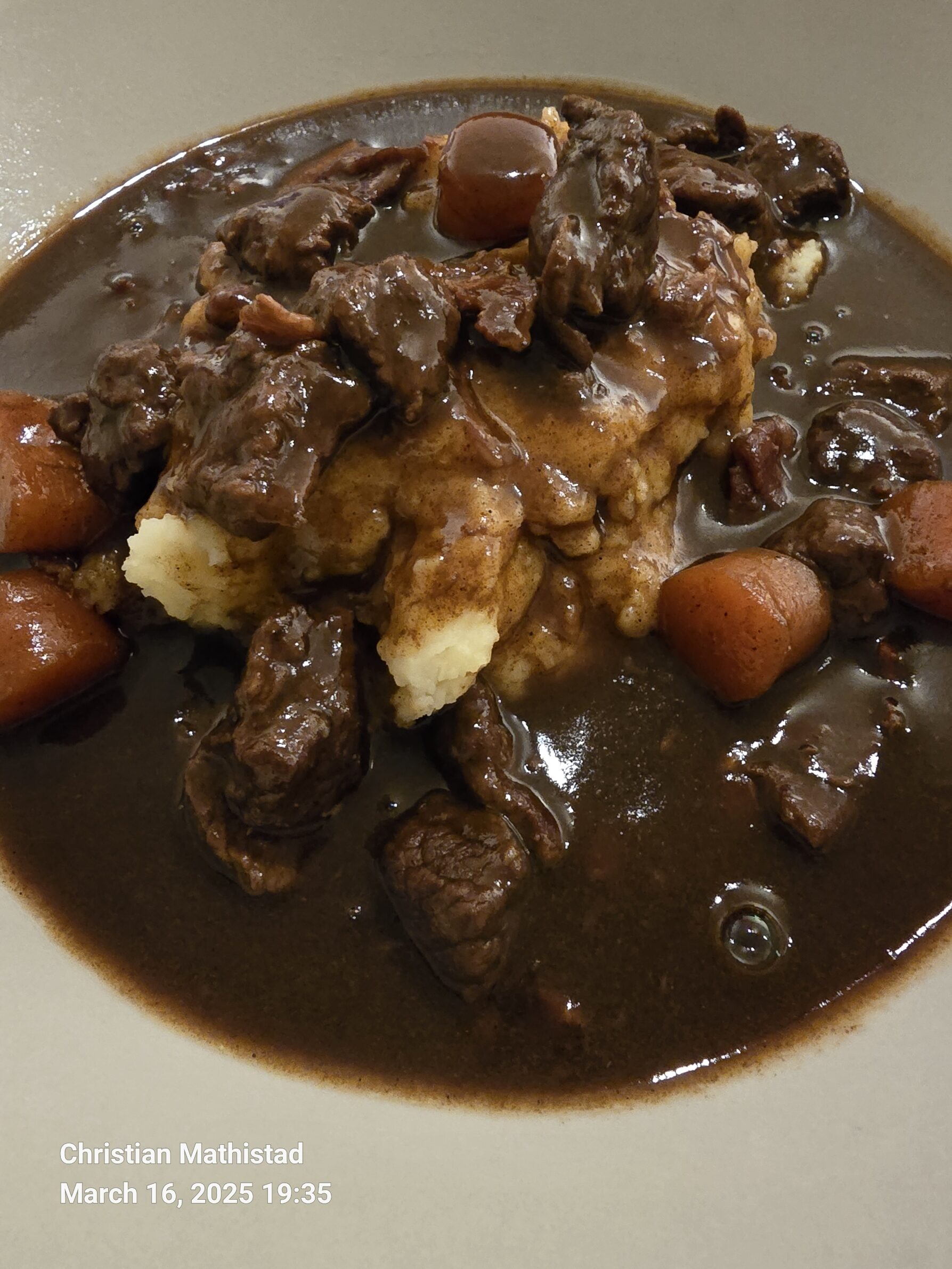 Langtidskokt Boeuf/Oink Bourguignon